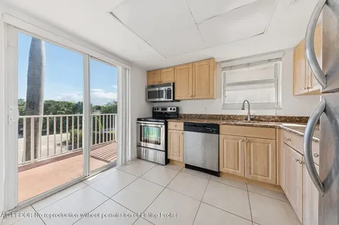 1000 NE 9th Avenue Delray Beach FL 33483