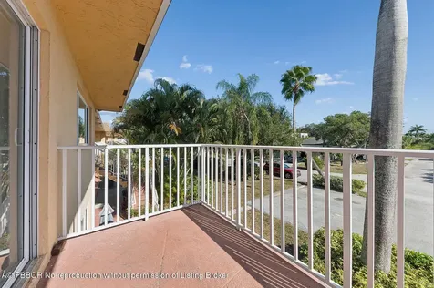 1000 NE 9th Avenue Delray Beach FL 33483