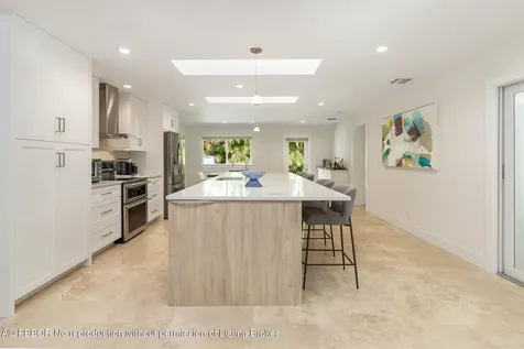 1386 S Atlantic Drive Lantana FL 33462