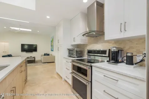 1386 S Atlantic Drive Lantana FL 33462