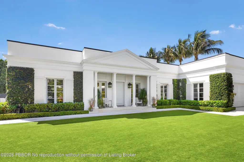 208 Sandpiper Drive Palm Beach FL 33480