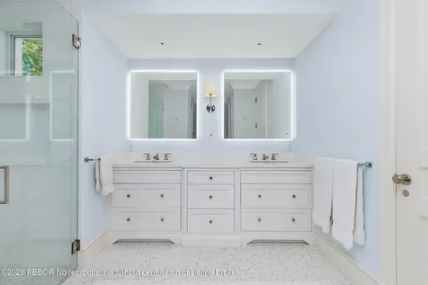 208 Sandpiper Drive Palm Beach FL 33480
