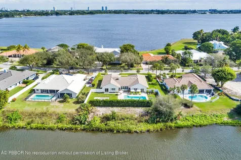 3125 Embassy Drive West Palm Beach FL 33401