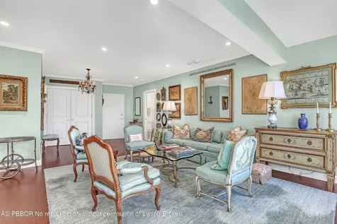 44 Cocoanut Row Palm Beach FL 33480