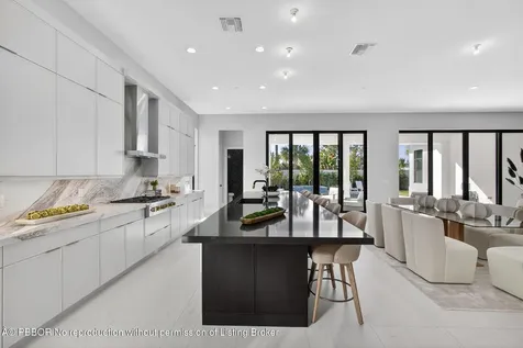 9148 Coral Isles Circle Palm Beach Gardens FL 33412