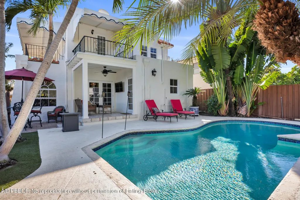 137 Edgewood Drive West Palm Beach FL 33405