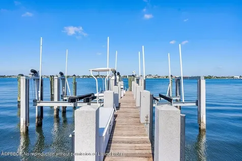 1880 S Ocean Boulevard Lantana FL 33462