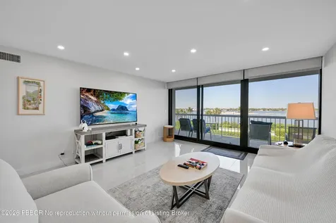 3300 S Ocean Boulevard Palm Beach FL 33480
