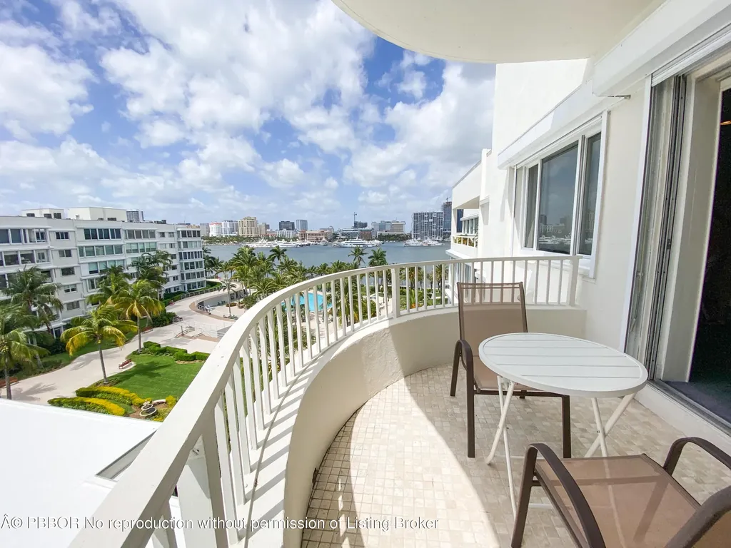 44 Cocoanut Row Palm Beach FL 33480