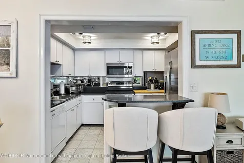 250 Bradley Place Palm Beach FL 33480