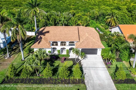 48 Harbour Drive N Ocean Ridge FL 33435