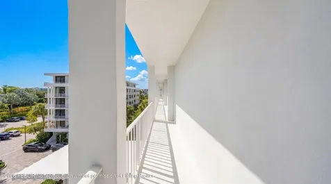 2784 S Ocean Boulevard Palm Beach FL 33480