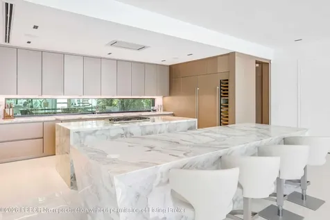 237 Elwa Place West Palm Beach FL 33405