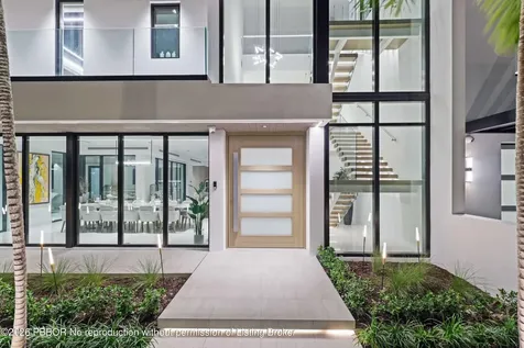 237 Elwa Place West Palm Beach FL 33405