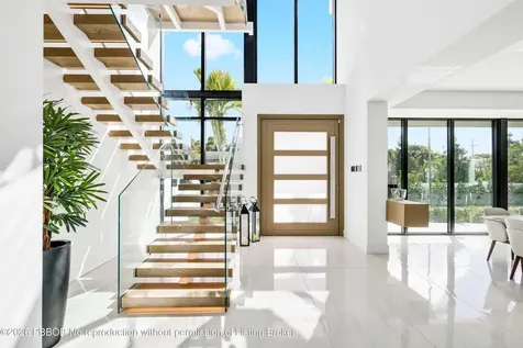 237 Elwa Place West Palm Beach FL 33405