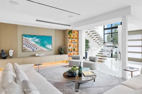 237 Elwa Place West Palm Beach FL 33405