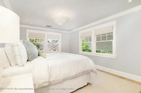 142 Seabreeze Avenue Palm Beach FL 33480