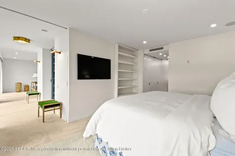 2180 Ibis Isle Palm Beach FL 33480