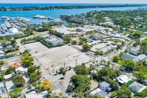 481 40th Street West Palm Beach FL 33407