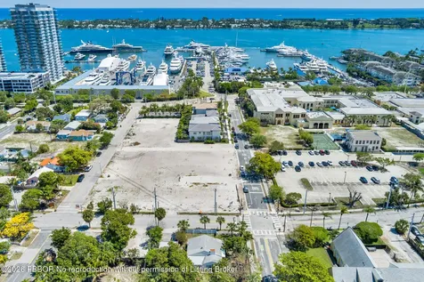 481 40th Street West Palm Beach FL 33407