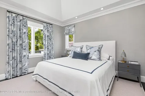 229 Ridgeview Drive Palm Beach FL 33480