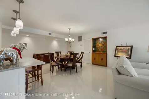 3250 S Ocean Boulevard Palm Beach FL 33480
