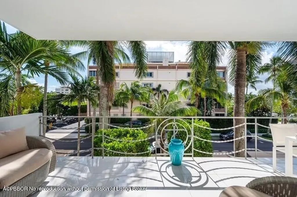 455 Australian Avenue Palm Beach FL 33480