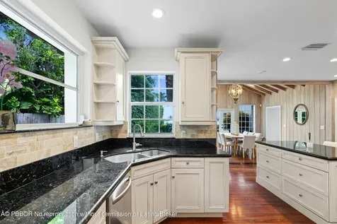 3304 N Flagler Drive West Palm Beach FL 33407