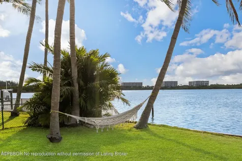 8026 Flagler Court West Palm Beach FL 33405