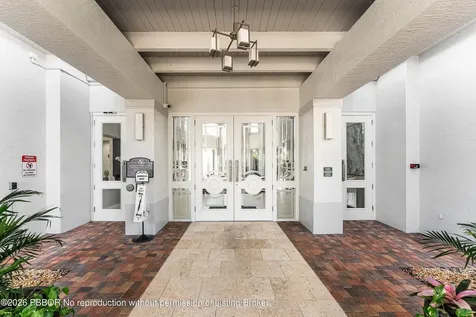 13587 Barcelona Lake Circle Delray Beach FL 33446