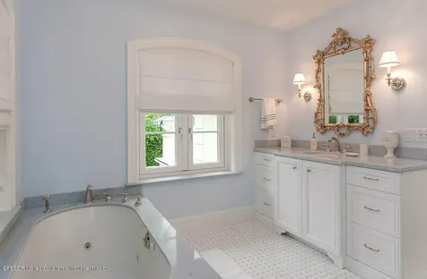210 Emerald Lane Palm Beach FL 33480