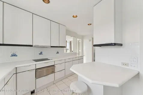 100 Royal Palm Way Palm Beach FL 33480