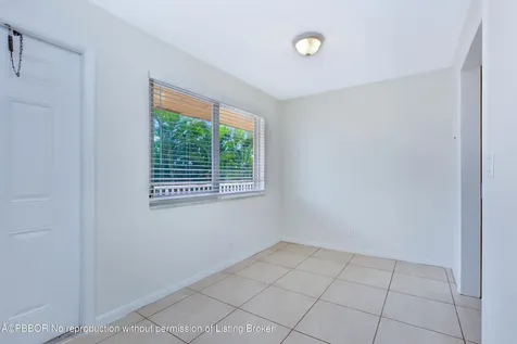 1000 NE 9th Avenue Delray Beach FL 33483