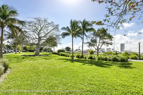 380 Cocoanut Row Palm Beach FL 33480