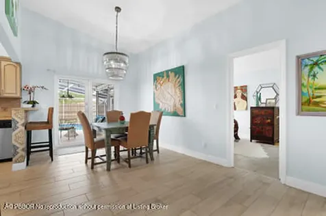 538 Riverside Drive Palm Beach Gardens FL 33410