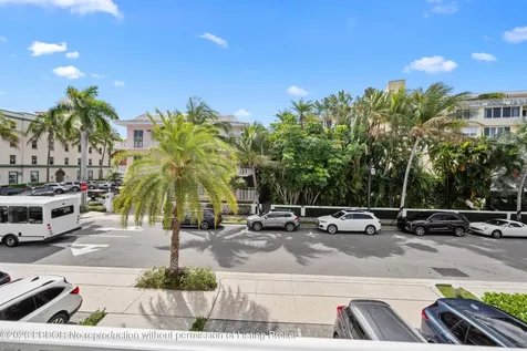 401 Peruvian Avenue Palm Beach FL 33480