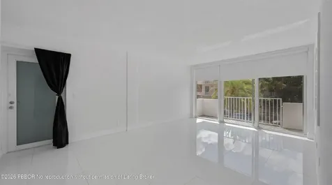 401 Peruvian Avenue Palm Beach FL 33480