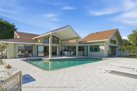2308 Embassy Drive West Palm Beach FL 33401