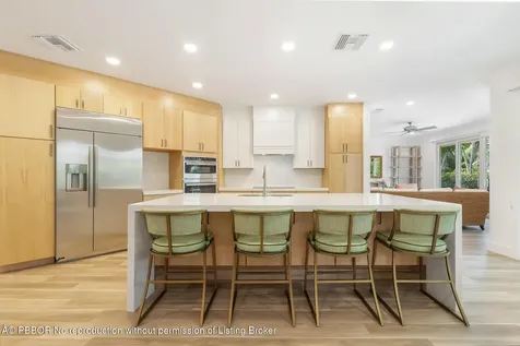 3317 Embassy Drive West Palm Beach FL 33401