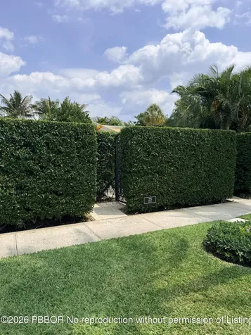 225 Everglade Palm Beach FL 33480