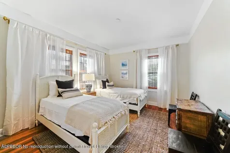 253 Park Avenue Palm Beach FL 33480