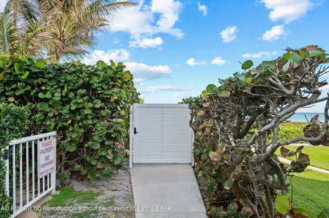 2760 S Ocean Boulevard Palm Beach FL 33480