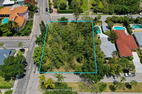 502 S Palmway Lake Worth Beach FL 33460