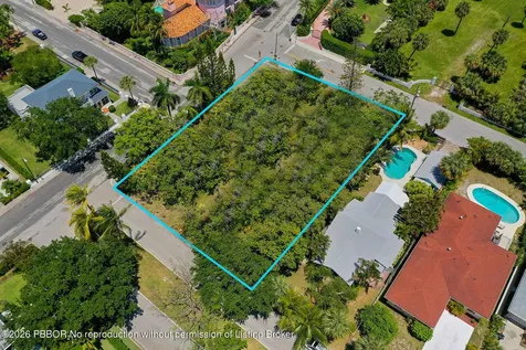 502 S Palmway Lake Worth Beach FL 33460