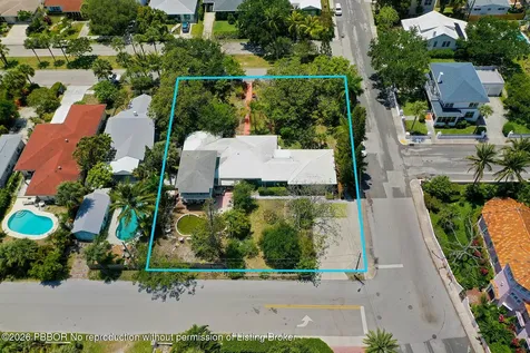 502 S Palmway Lake Worth Beach FL 33460