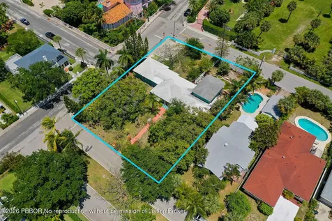 502 S Palmway Lake Worth Beach FL 33460