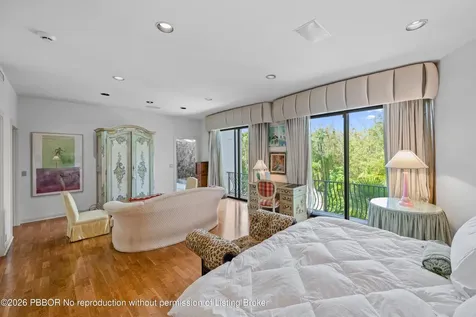 23 Sloans Curve Drive Palm Beach FL 33480