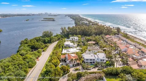 23 Sloans Curve Drive Palm Beach FL 33480