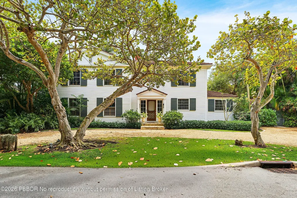 210 Merrain Road Palm Beach FL 33480