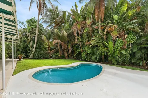 210 Merrain Road Palm Beach FL 33480